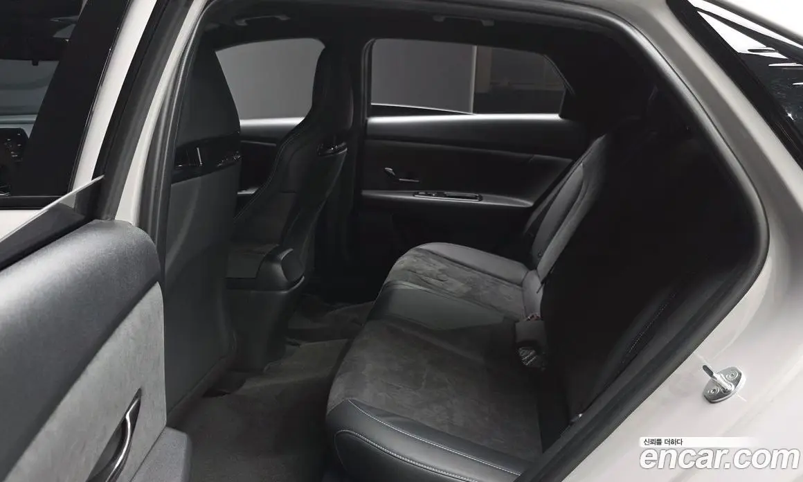 Hyundai Avante 2022 2.0 автомат (гидро), фото 17