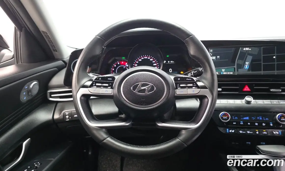 Hyundai Avante 2022 1.6 автомат (гидро), фото 19
