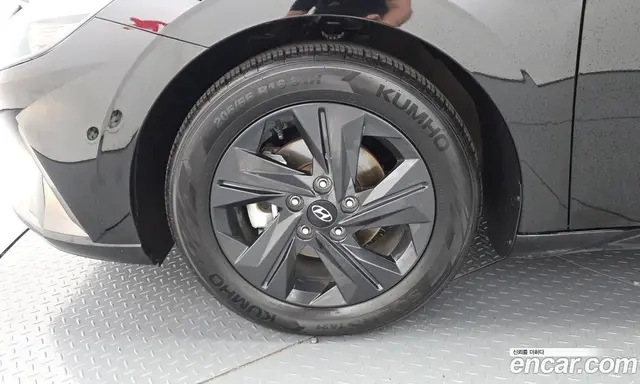 Hyundai Avante 2022 1.6 автомат (гидро), миниатюра 5