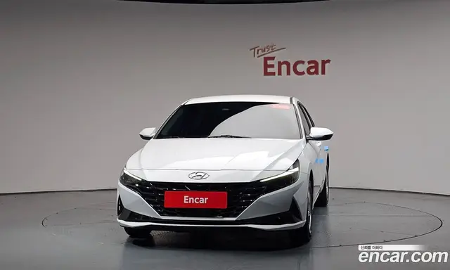 Hyundai Avante 2023 1.6 автомат (гидро), миниатюра 2