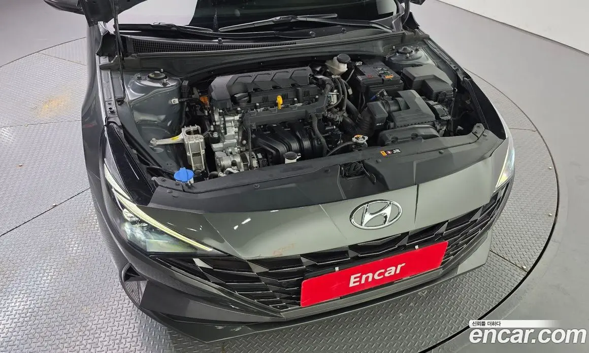 Hyundai Avante 2023 1.6 автомат (гидро), фото 6