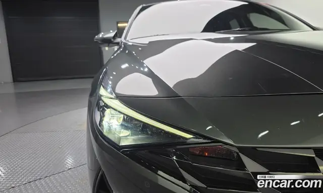 Hyundai Avante 2023 1.6 автомат (гидро), миниатюра 8