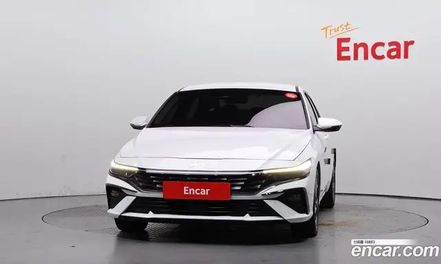 Hyundai Avante 2023 1.6 автомат (гидро), миниатюра 3