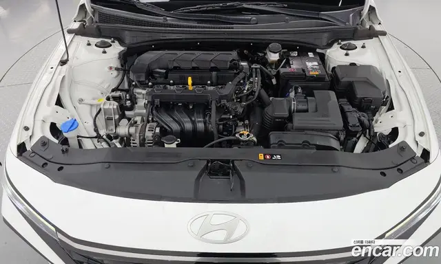 Hyundai Avante 2023 1.6 автомат (гидро), миниатюра 6