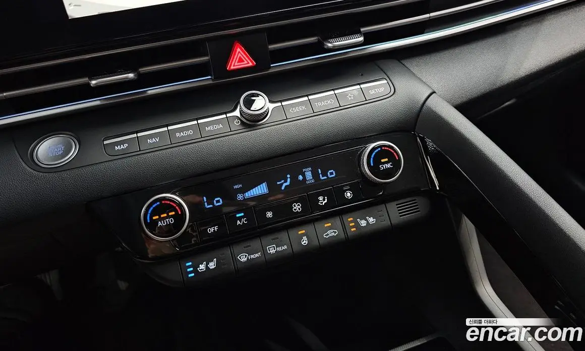 Hyundai Avante 2023 1.6 автомат (гидро), фото 24