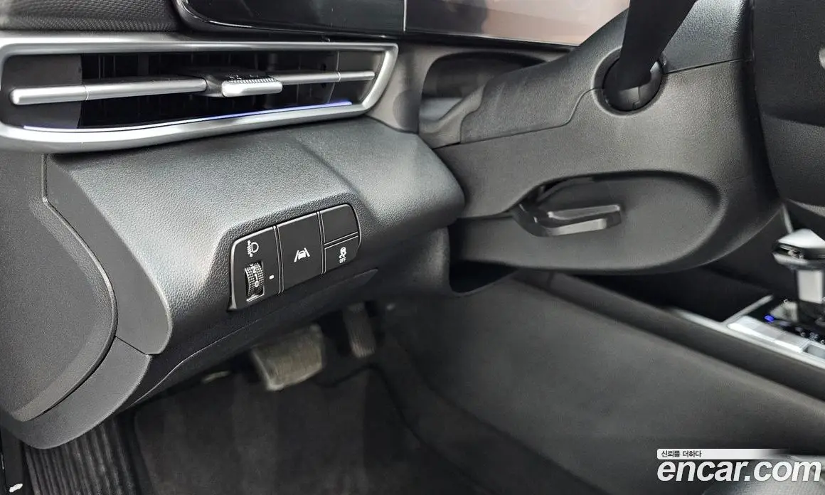 Hyundai Avante 2023 1.6 автомат (гидро), фото 28