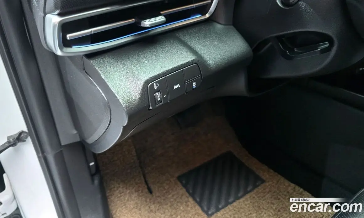 Hyundai Avante 2023 1.6 автомат (гидро), фото 25