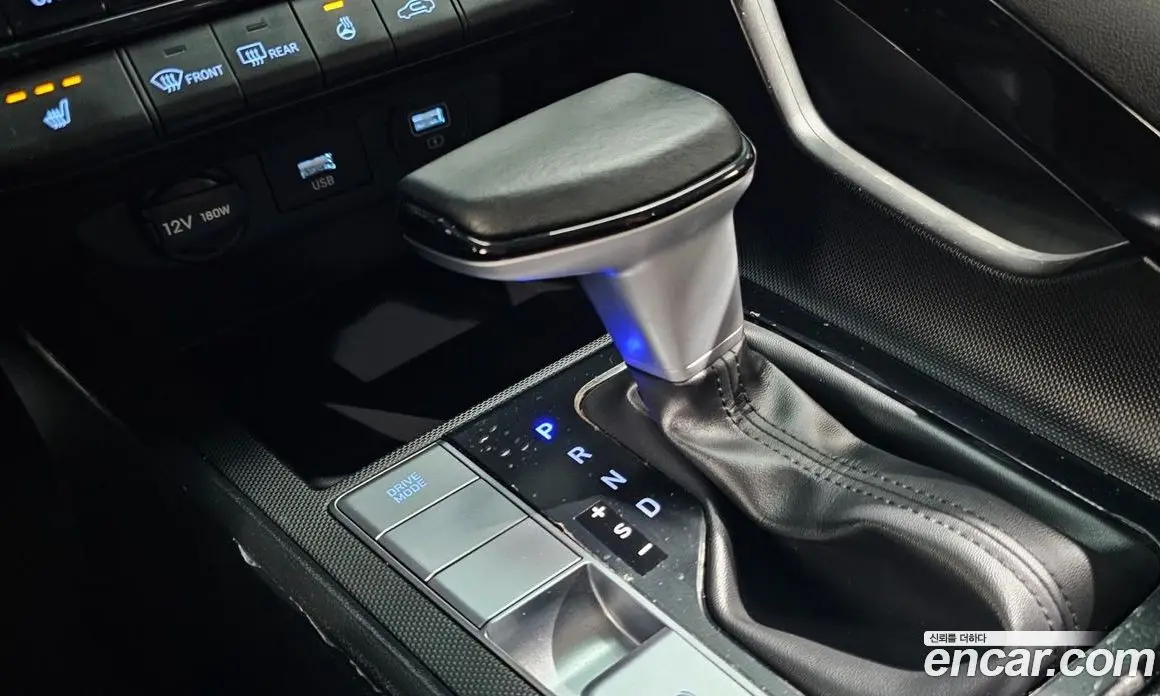 Hyundai Avante 2023 1.6 автомат (гидро), фото 12