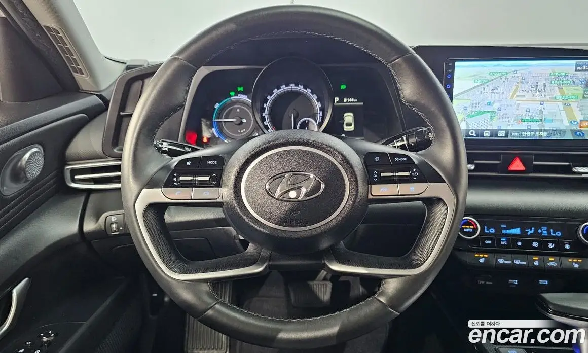 Hyundai Avante 2023 1.6 автомат (гидро), фото 20