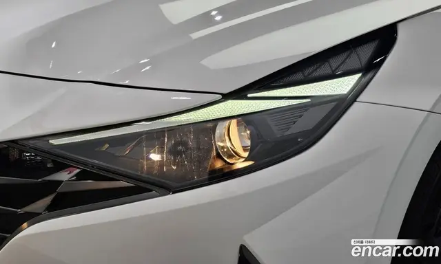 Hyundai Avante 2023 1.6 автомат (гидро), миниатюра 8