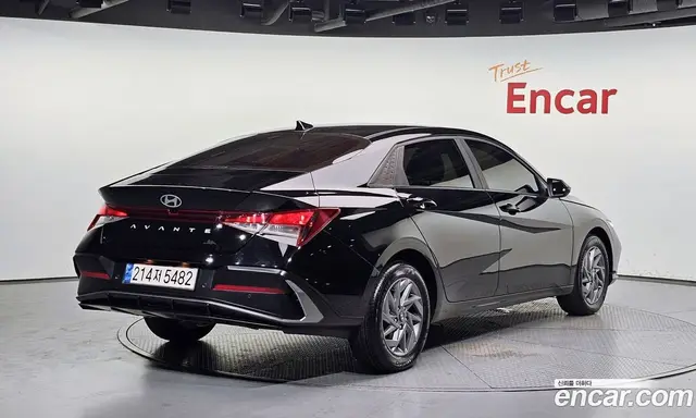 Hyundai Avante 2024 1.6 автомат (гидро), миниатюра 2