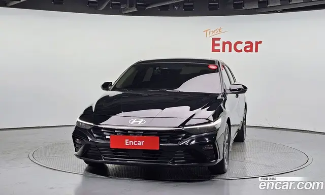 Hyundai Avante 2024 1.6 автомат (гидро), миниатюра 3