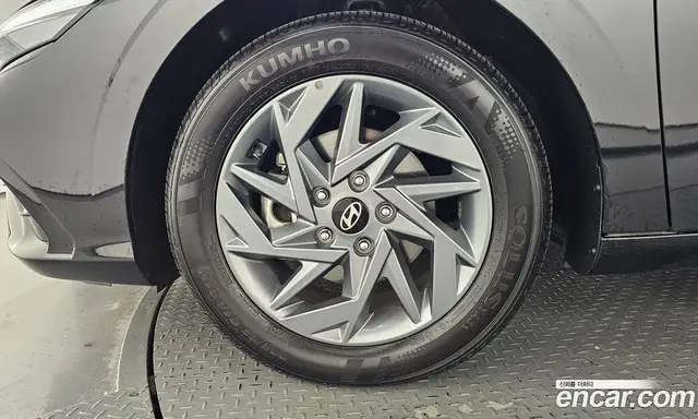 Hyundai Avante 2024 1.6 автомат (гидро), миниатюра 5