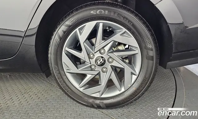 Hyundai Avante 2024 1.6 автомат (гидро), миниатюра 7
