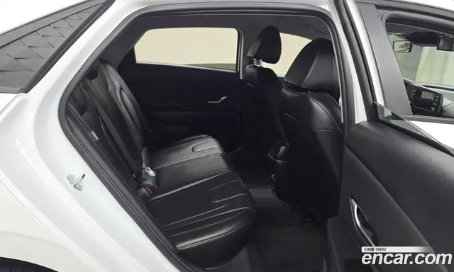 Hyundai Avante 2024 1.6 автомат (гидро), миниатюра 12