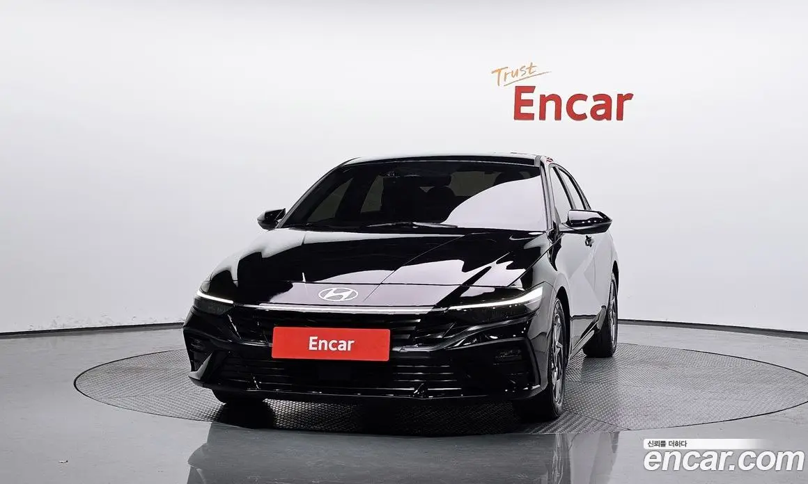 Hyundai Avante 2024 1.6 автомат (гидро), фото 3