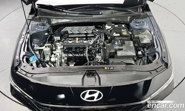 Hyundai Avante 2024 1.6 автомат (гидро), миниатюра 6