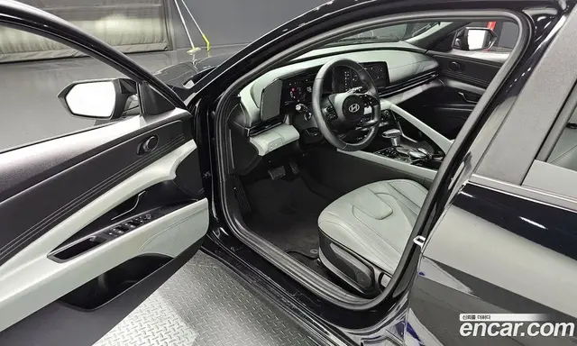 Hyundai Avante 2024 1.6 автомат (гидро), миниатюра 10