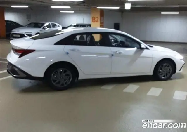 Hyundai Avante 2025 1.6 автомат (гидро), миниатюра 11