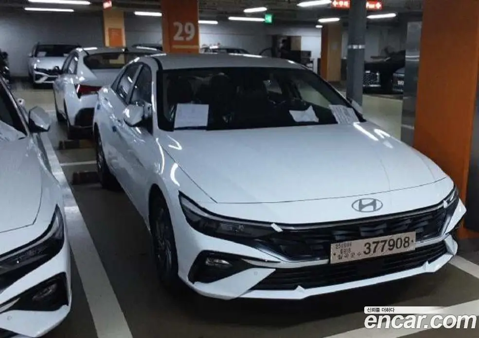 Hyundai Avante 2025 1.6 автомат (гидро), фото 8