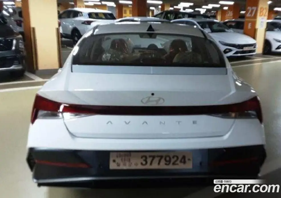 Hyundai Avante 2025 1.6 автомат (гидро), фото 3