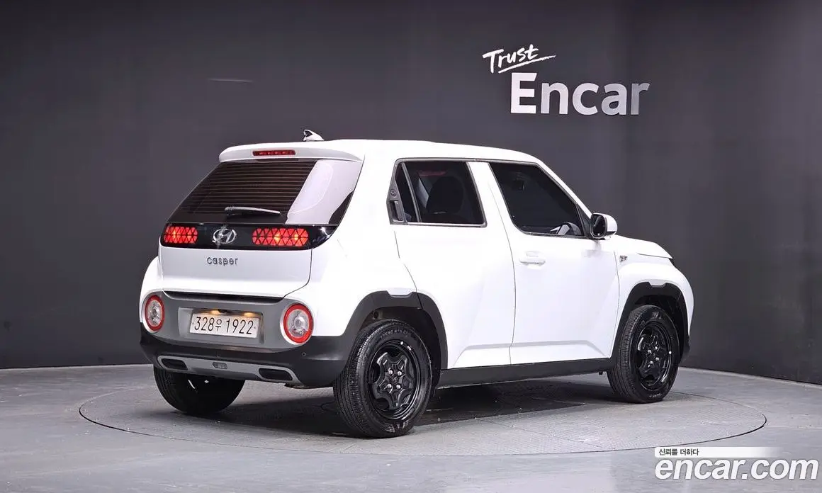 Hyundai Casper 2022 1.0 автомат (гидро), фото 1