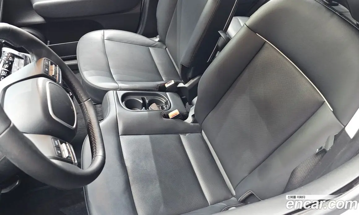 Hyundai Casper 2022 1.0 автомат (гидро), фото 28