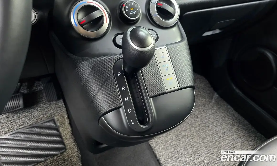 Hyundai Casper 2024 1.0 автомат (гидро), фото 12