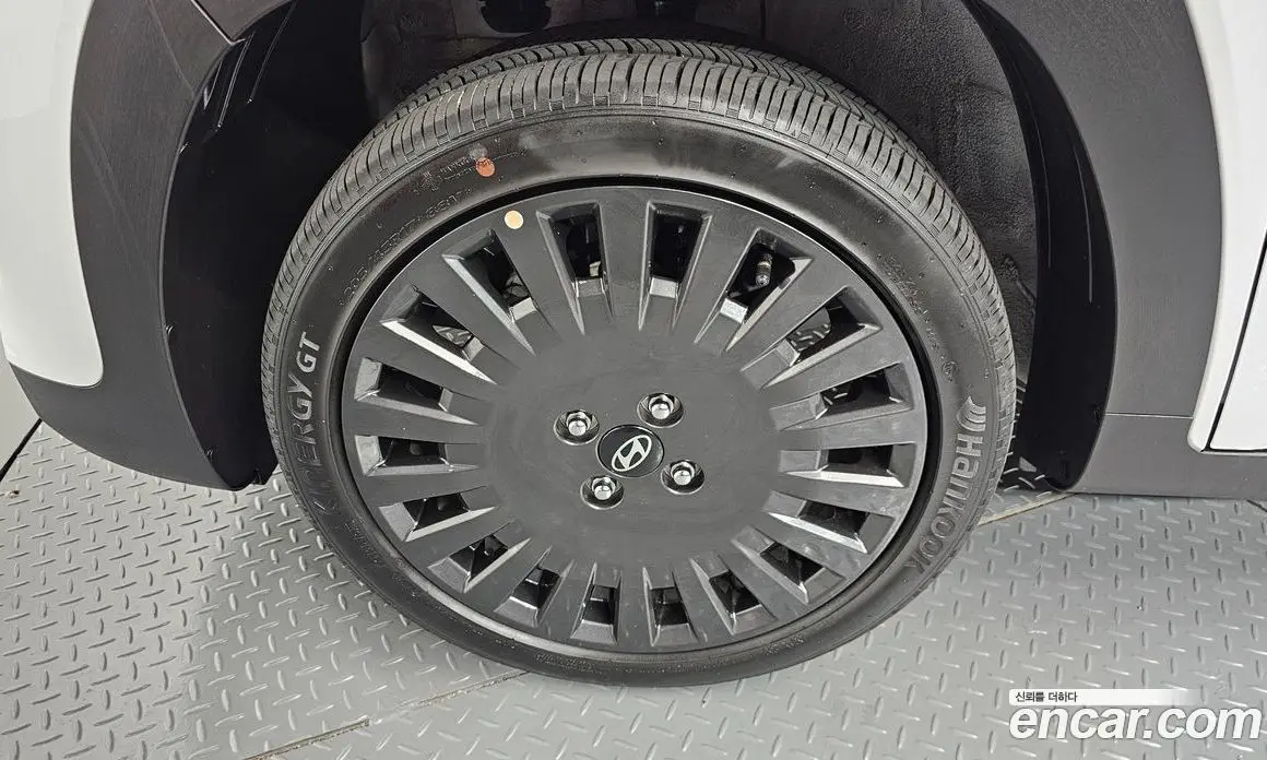 Hyundai Casper 2025 1.0 автомат (гидро), фото 5