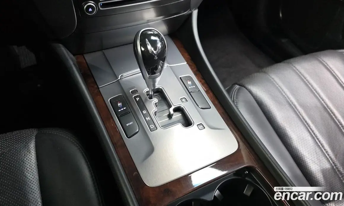 Hyundai Equus 2011 3.8 автомат (гидро), фото 12