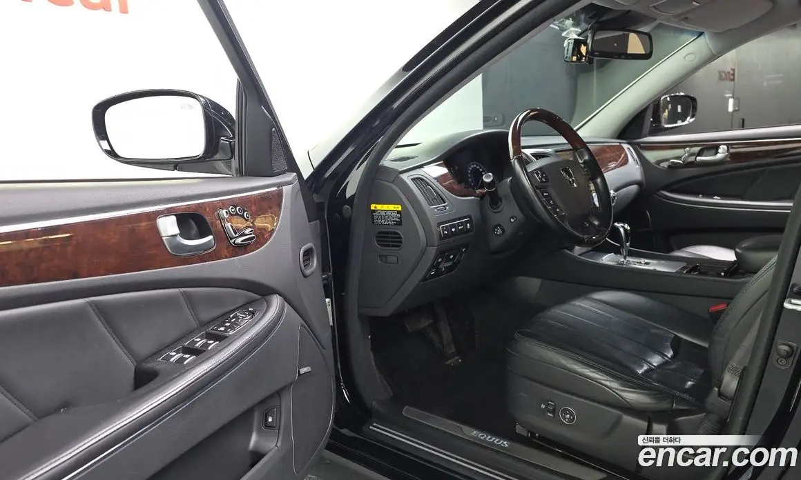 Hyundai Equus 2011 3.8 автомат (гидро), фото 13