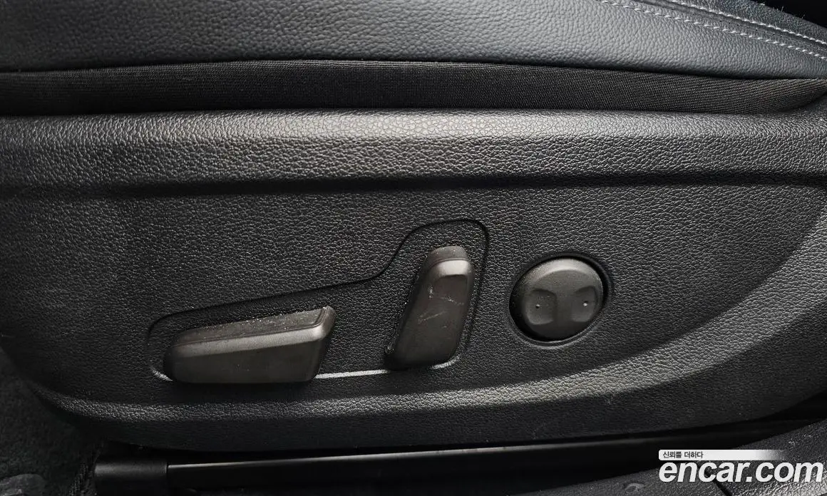Hyundai Grandeur 2019 2.4 автомат (гидро), фото 21
