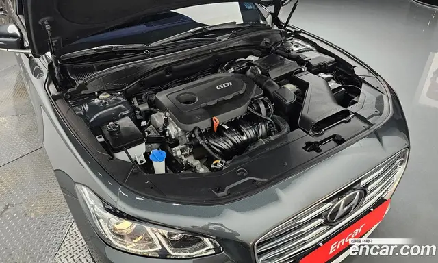 Hyundai Grandeur 2019 2.4 автомат (гидро), миниатюра 5