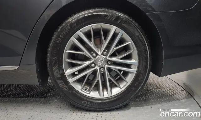 Hyundai Grandeur 2019 2.4 автомат (гидро), миниатюра 6