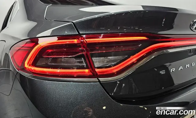 Hyundai Grandeur 2019 2.4 автомат (гидро), миниатюра 8