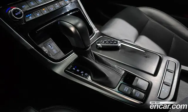 Hyundai Grandeur 2019 2.4 автомат (гидро), миниатюра 9