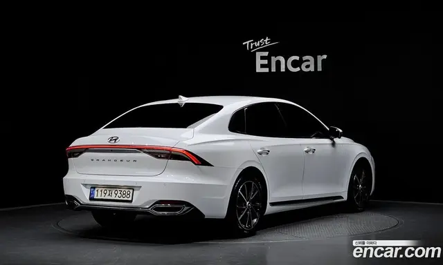 Hyundai Grandeur 2022 2.5 автомат (гидро), миниатюра 2