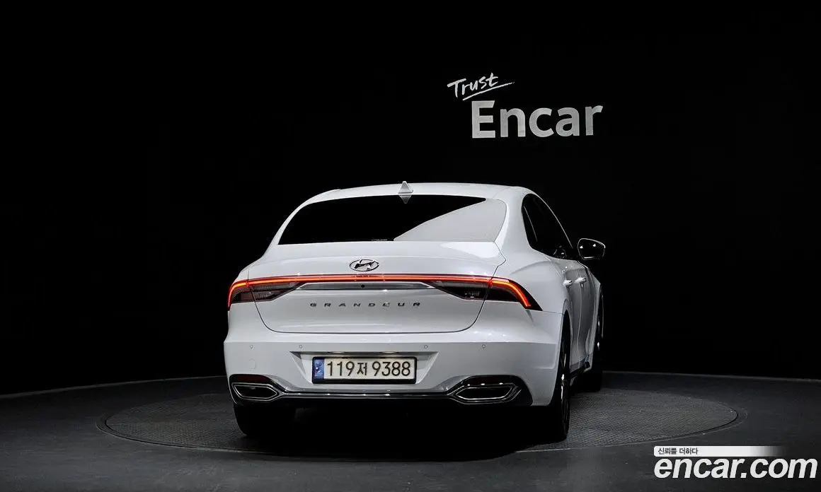 Hyundai Grandeur 2022 2.5 автомат (гидро), фото 4