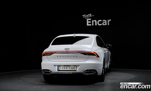 Hyundai Grandeur 2022 2.5 автомат (гидро), миниатюра 4