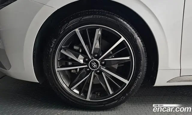 Hyundai Grandeur 2022 2.5 автомат (гидро), миниатюра 5