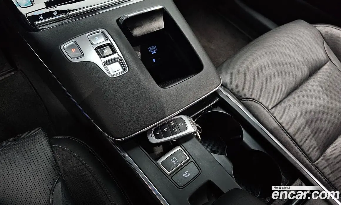 Hyundai Grandeur 2022 2.5 автомат (гидро), фото 9