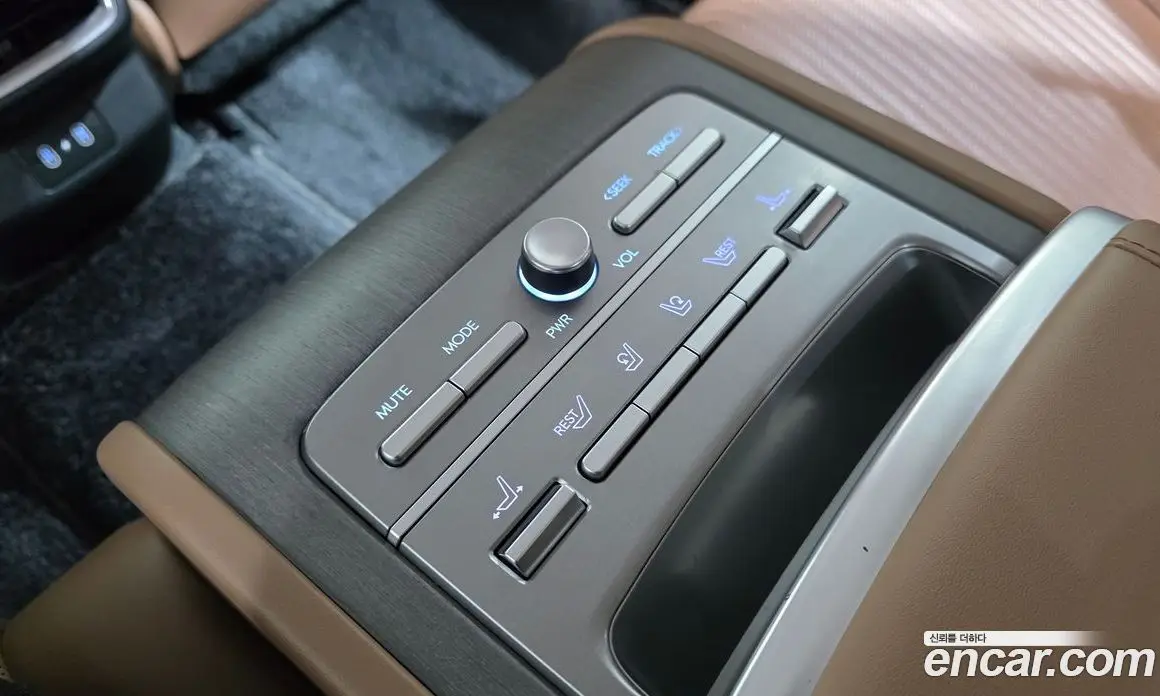 Hyundai Grandeur 2022 2.5 автомат (гидро), фото 18
