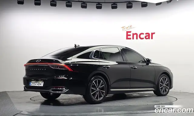 Hyundai Grandeur 2022 2.5 автомат (гидро), миниатюра 2