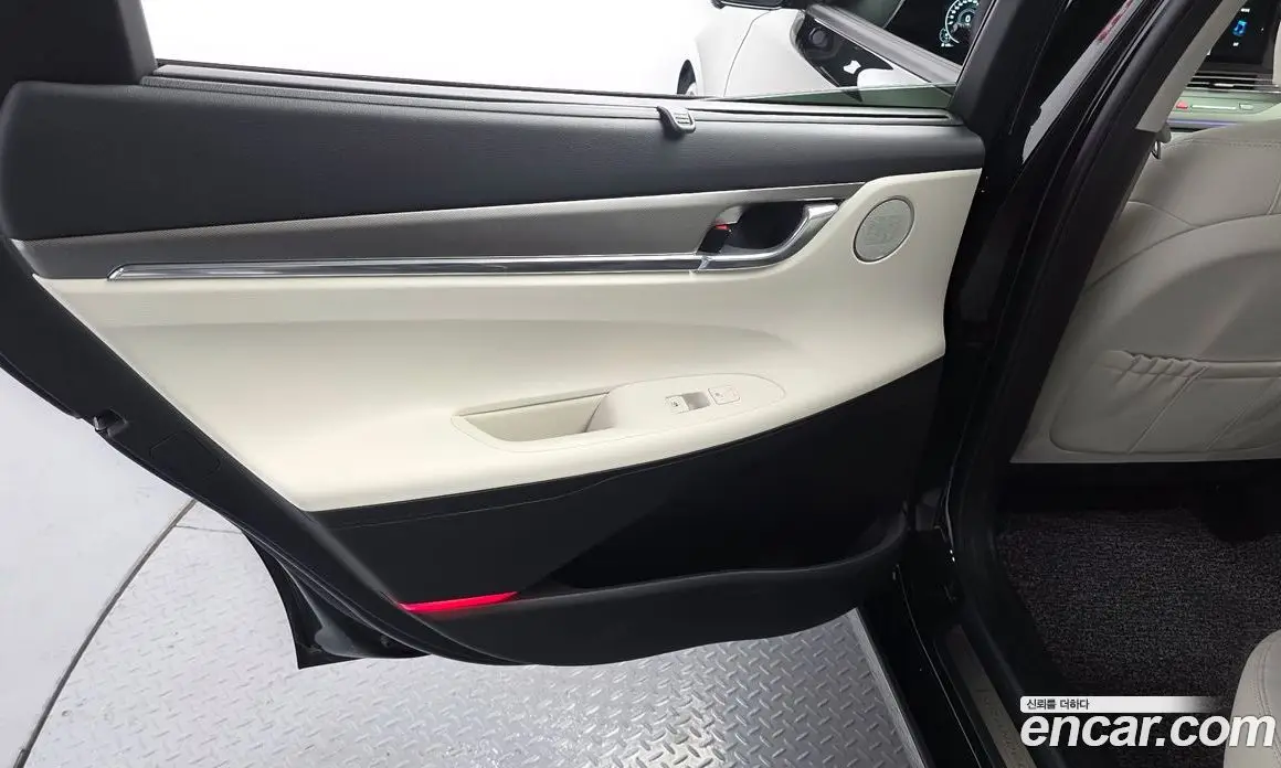 Hyundai Grandeur 2022 2.5 автомат (гидро), фото 15