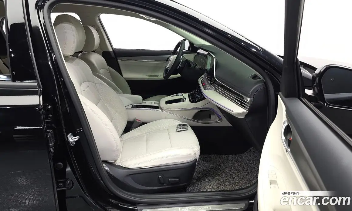 Hyundai Grandeur 2022 2.5 автомат (гидро), фото 16