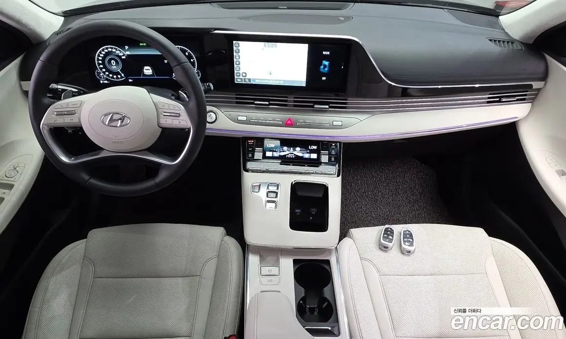 Hyundai Grandeur 2022 2.5 автомат (гидро), фото 10