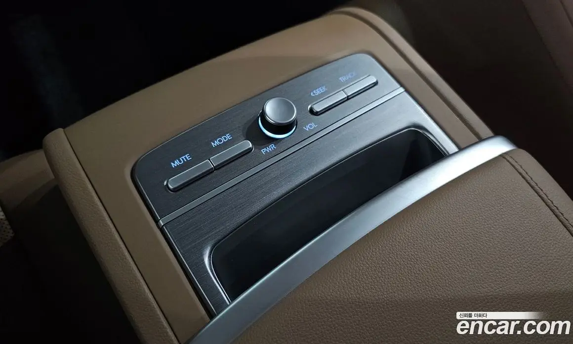Hyundai Grandeur 2024 2.5 автомат (гидро), фото 25