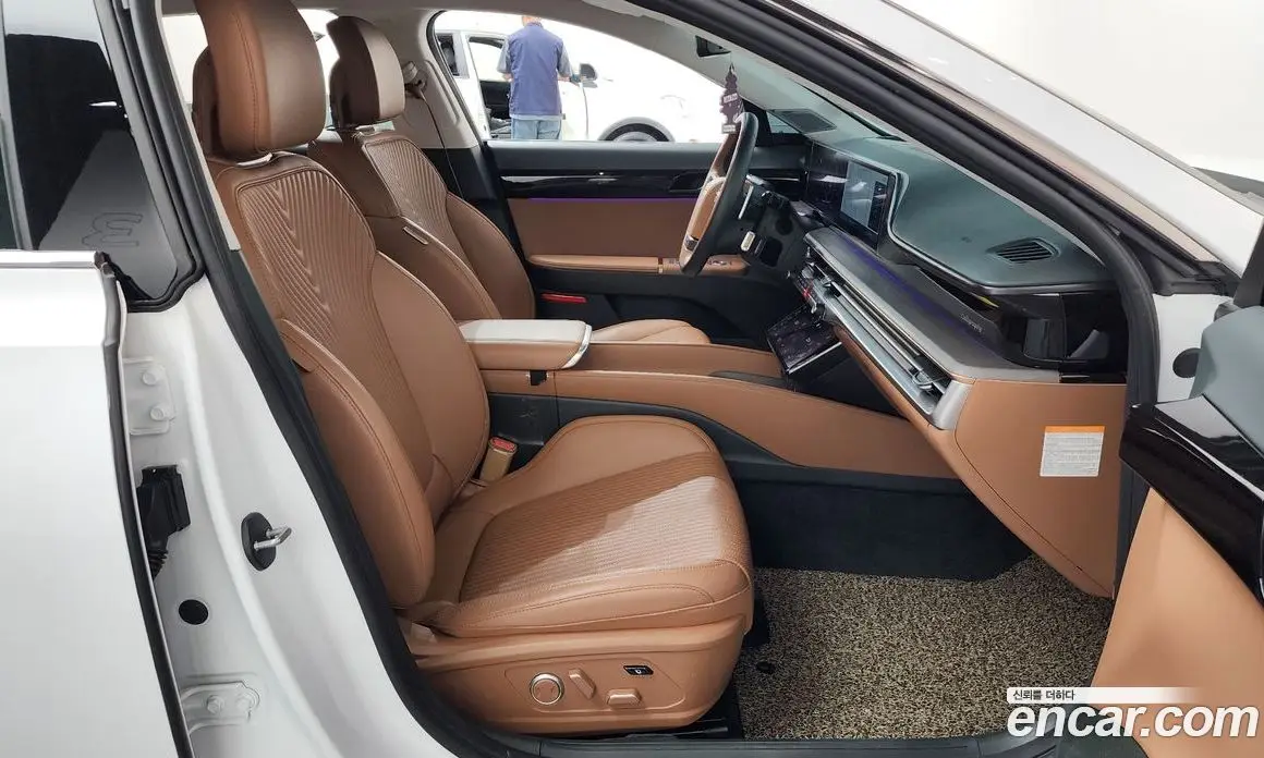 Hyundai Grandeur 2024 1.6 автомат (гидро), фото 16