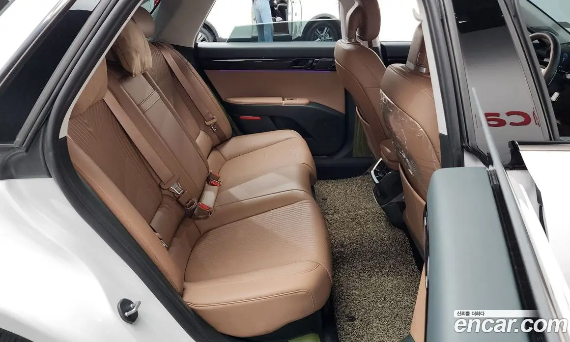 Hyundai Grandeur 2024 1.6 автомат (гидро), фото 17
