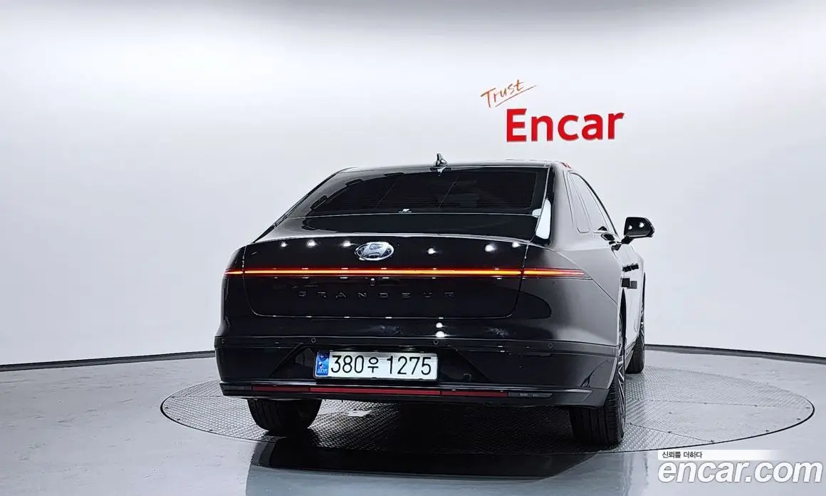 Hyundai Grandeur 2024 1.6 автомат (гидро), фото 4